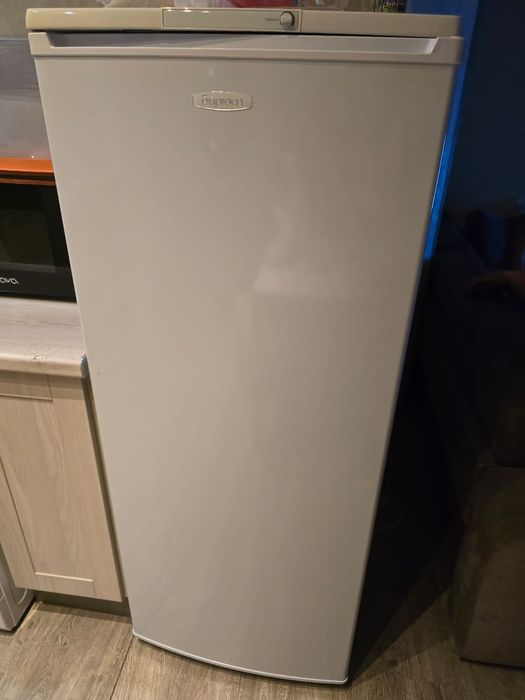 Холодильник Бирюса