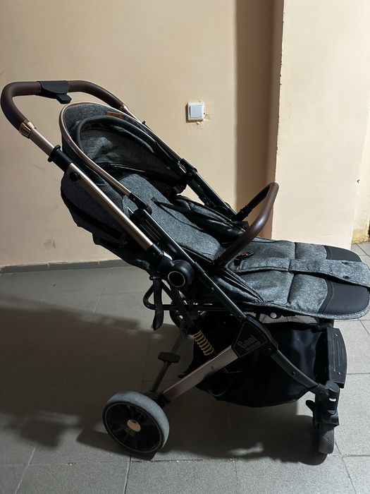 Продам коляску.