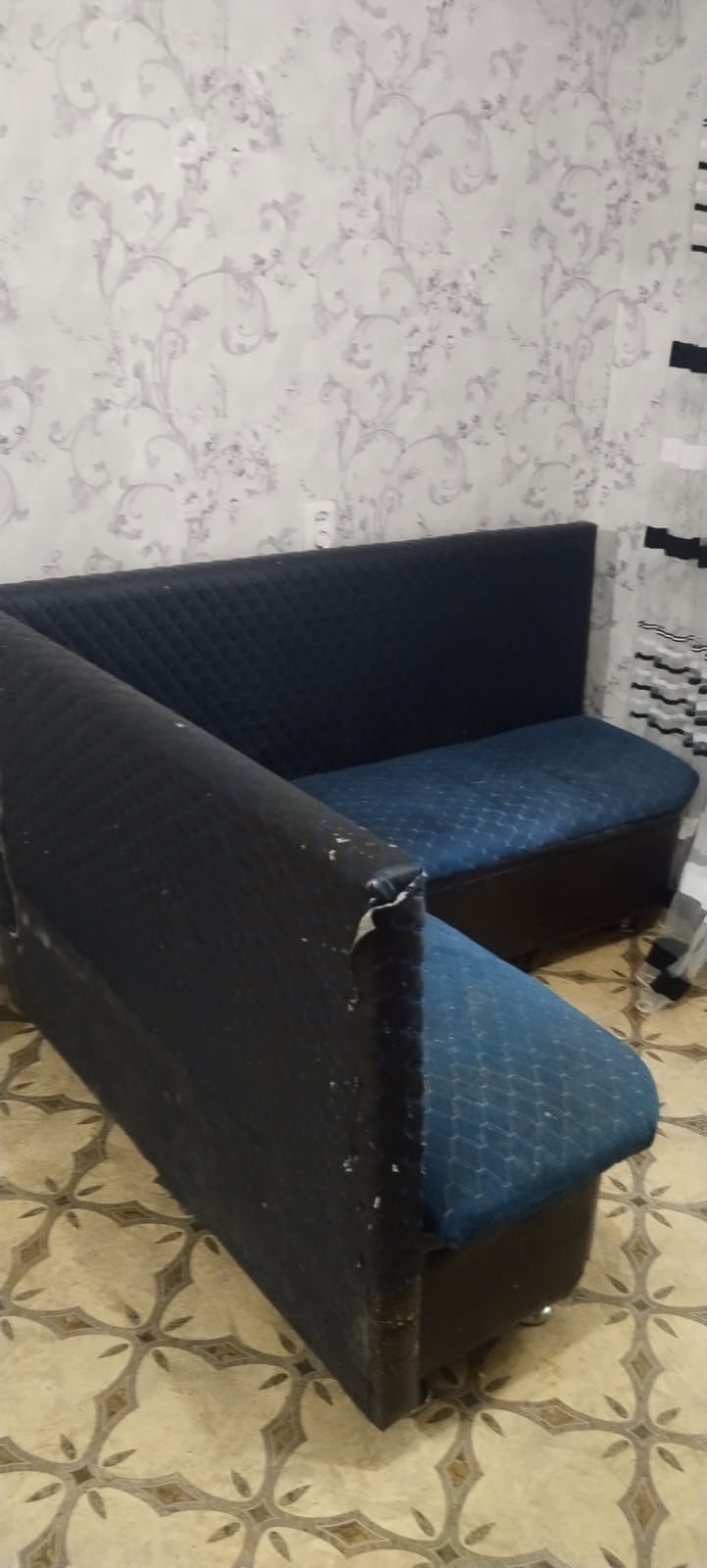 Уголок кухонный угловой
