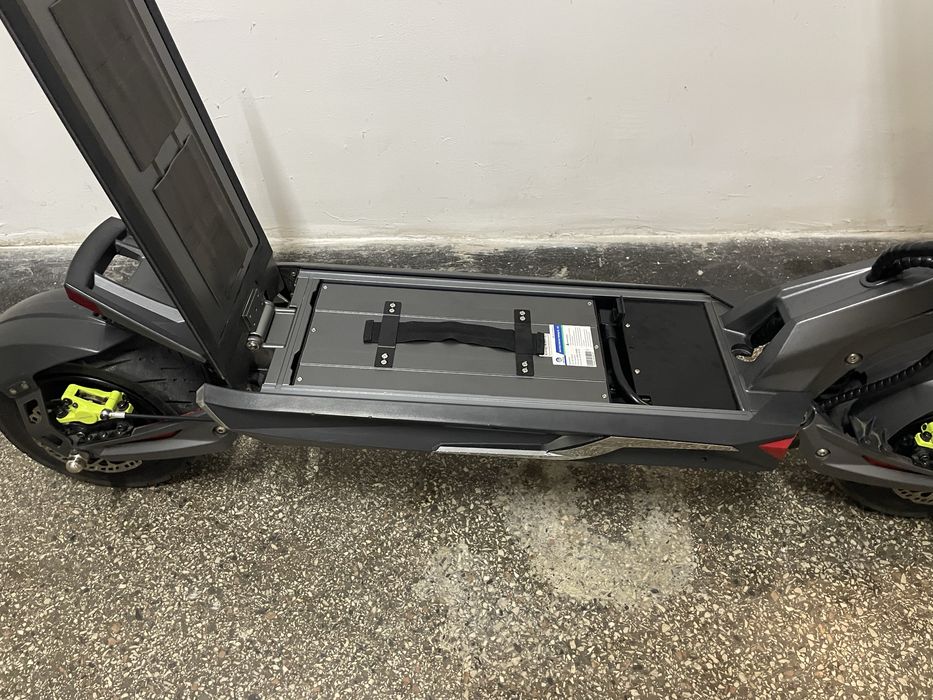 Trotineta Electrica Ezotron T11 4000W 60V 26Ah, frane hidraulice