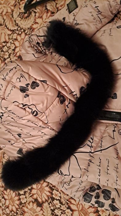 Зимно яке Alessa с подвижна качулка