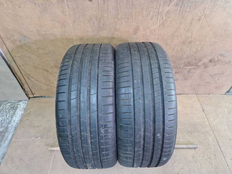 2 Pirelli R19 245/40
летни гуми
DOT1322