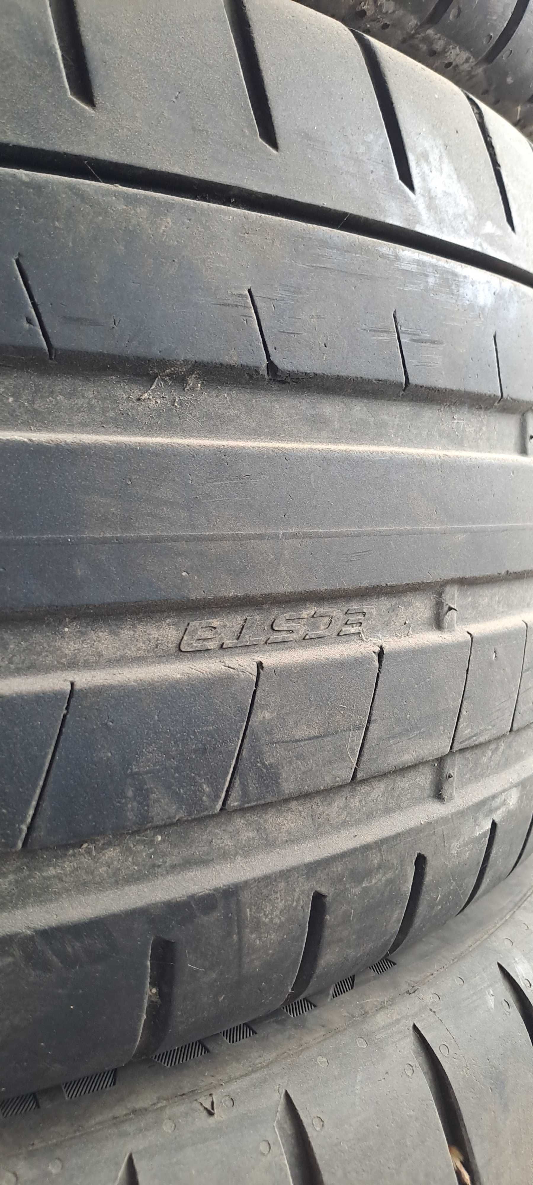 Летни гуми 255/45/19 Kumho