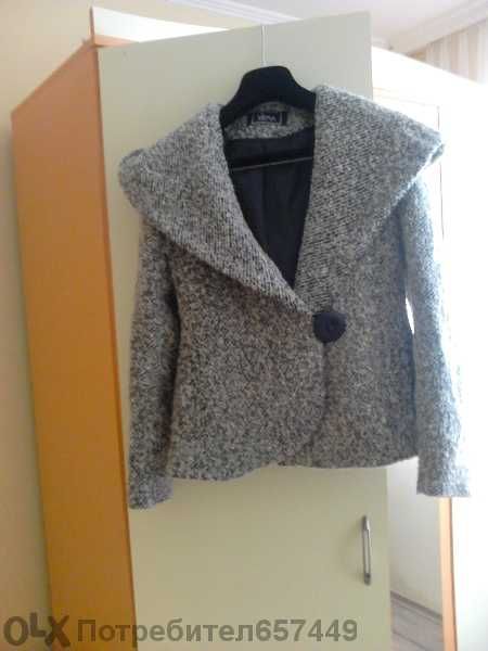 Ново елегантно късо палто с качулка - яка