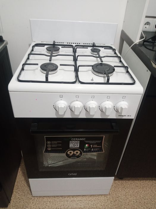 Продам плиту Artel