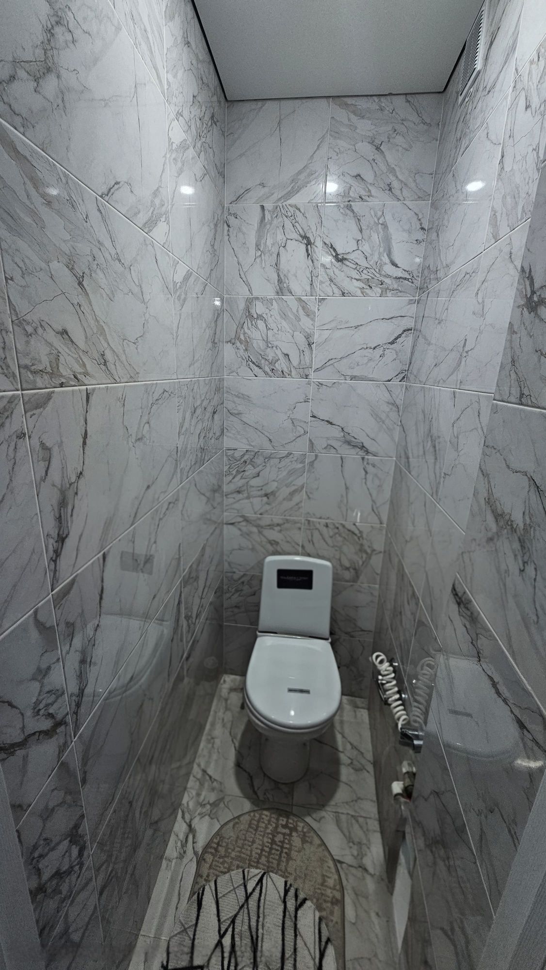 Продаётся 2 комн в центре,  50м²,кирпичный дом