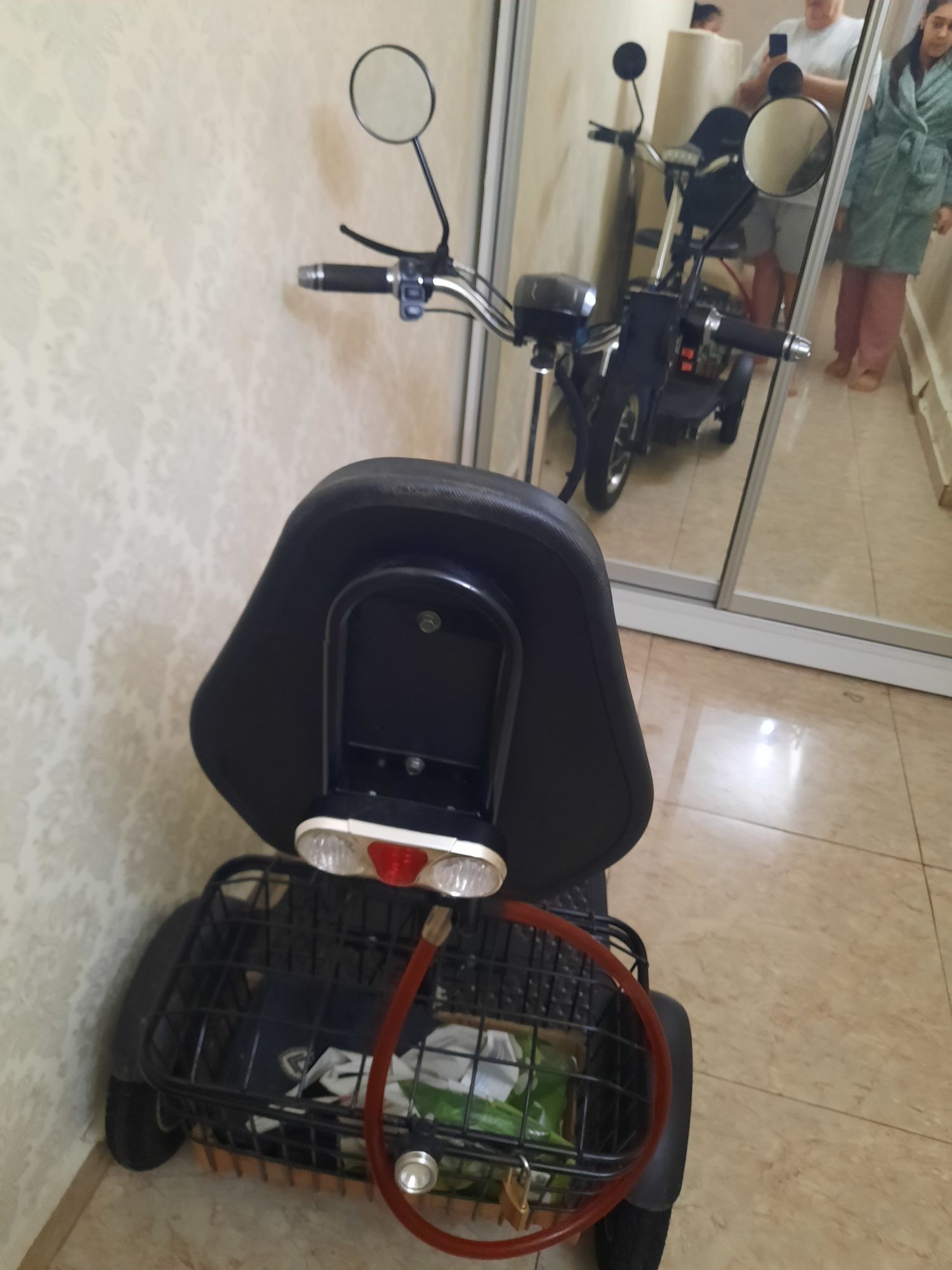 Vand tricicleta electrica