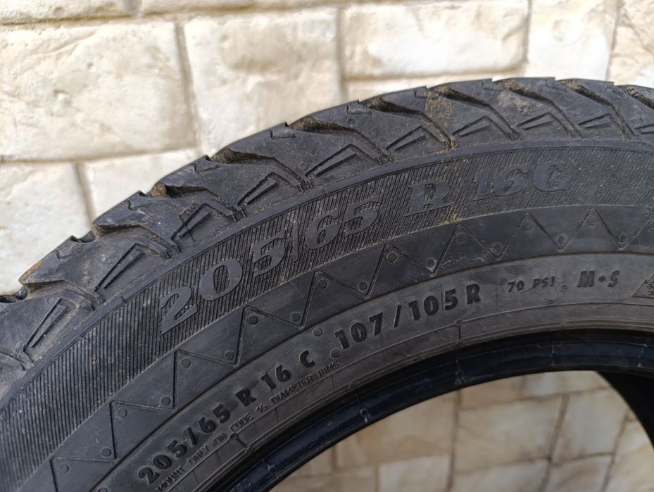 Зимни гуми Continental 215/65/16 C Viking 205/65/16 C