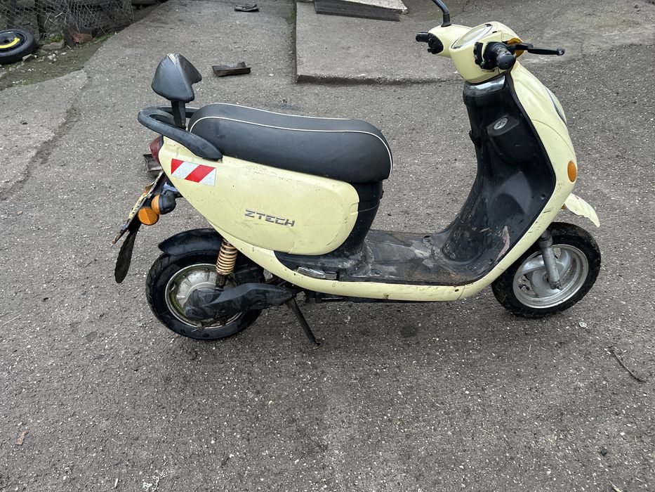 Vand scuter electric ztech