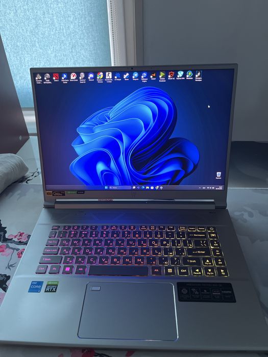 Игровой ноутбук Acer Predator Triton 300 SE, 16:10, 240 герц 2k экран