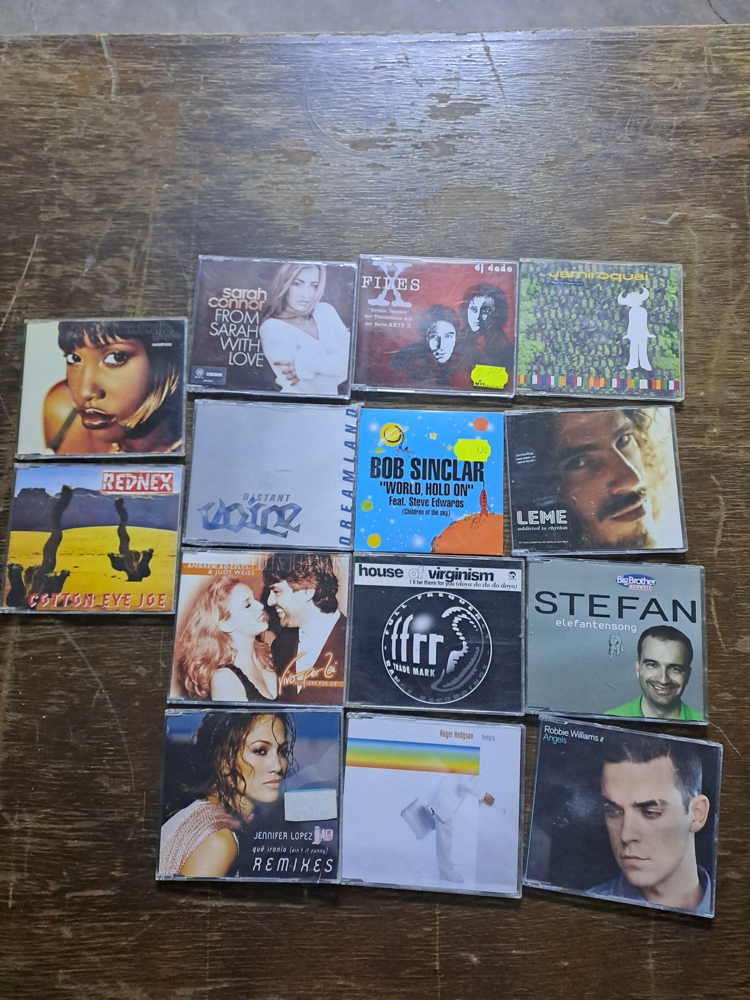 Lot cd single 300 buc