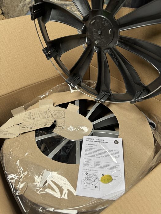 Set 4 Capace 16 Inch / Grafit Fame II
