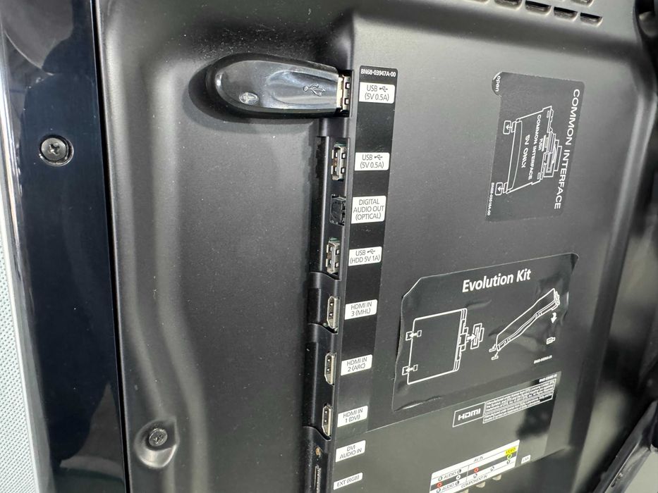 Телевизор - Samsung UE46ES8000 / 46 inch/ smart