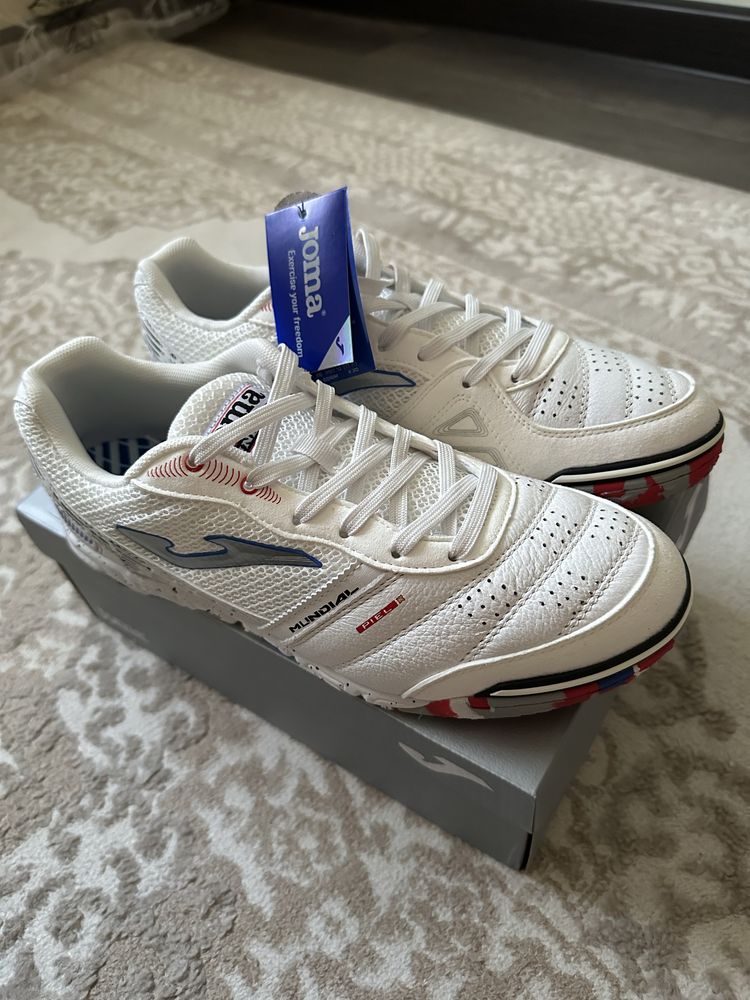 Продам новый  Бутсы JOMA 41 размер