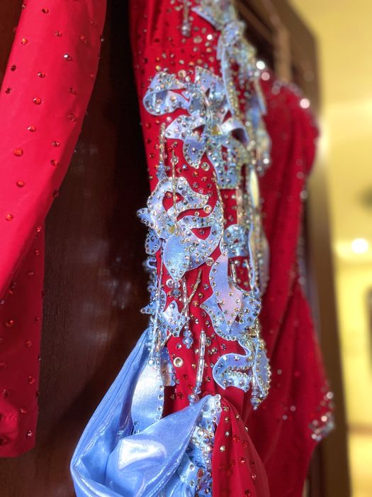 Латинское платье для спортивно-бальных танцев