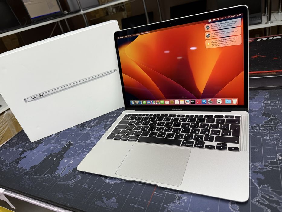 Macbook Air 13 M1 8Gb/256Gb/215ц