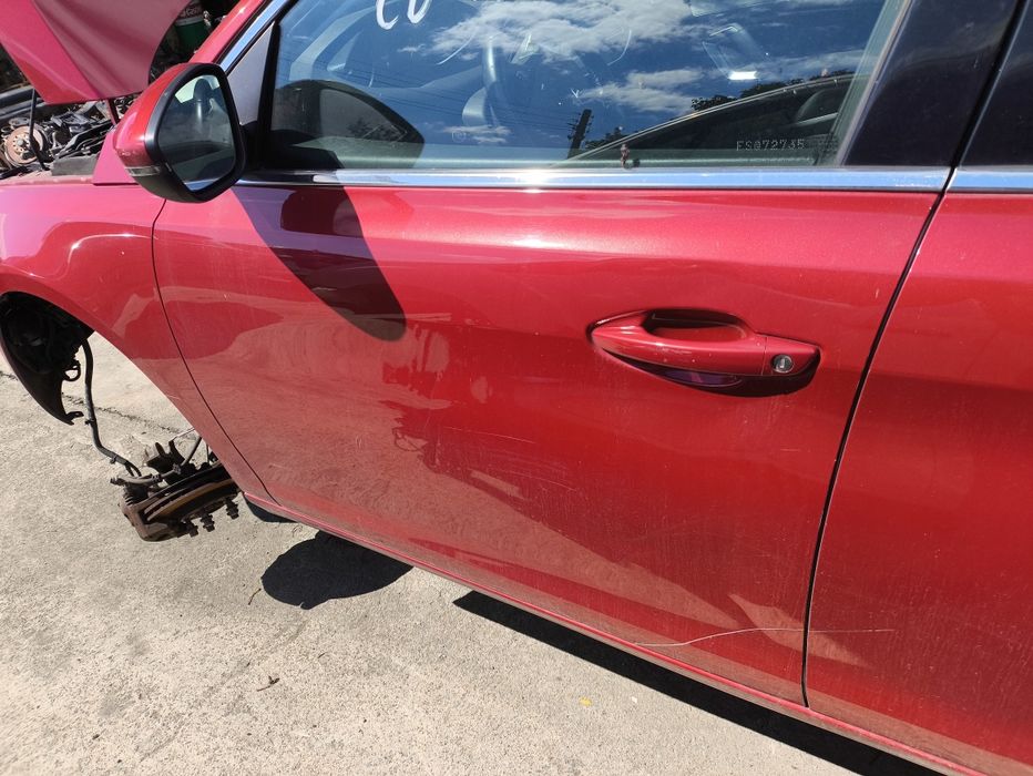 Врата/Врати за Пежо/Peugeot 308 T9 SW