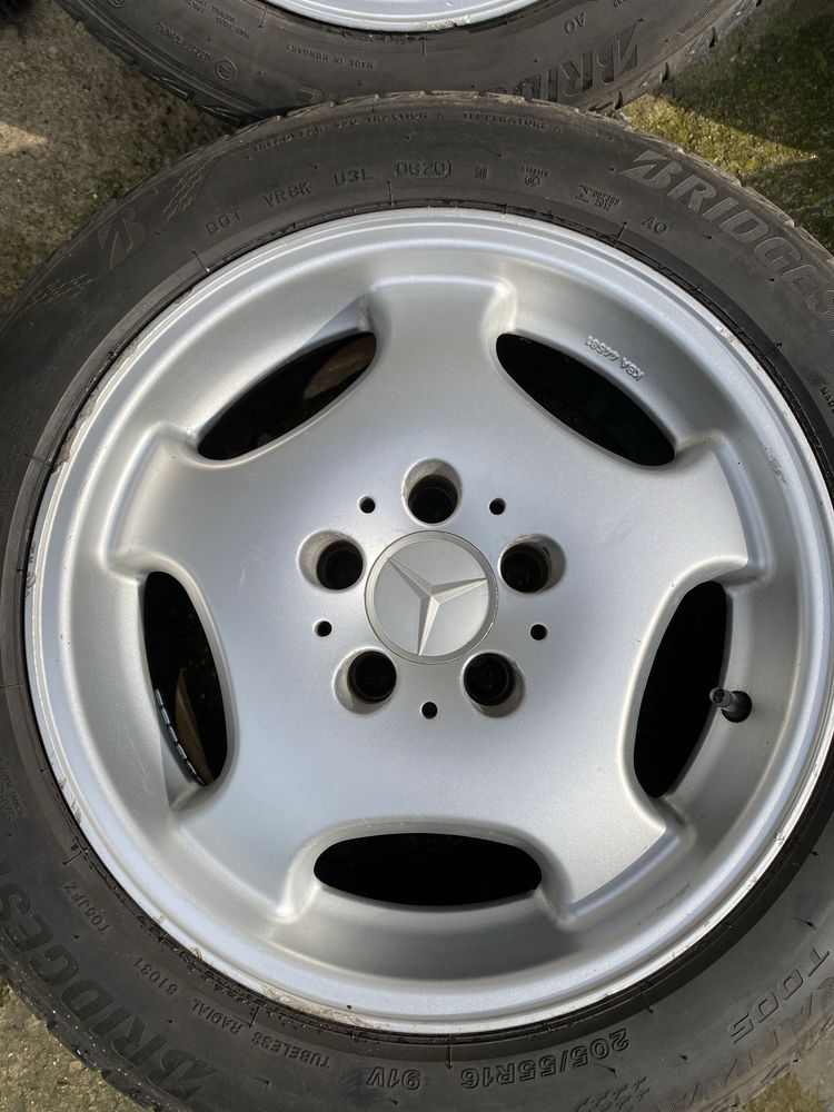 Jante Mercedes R16