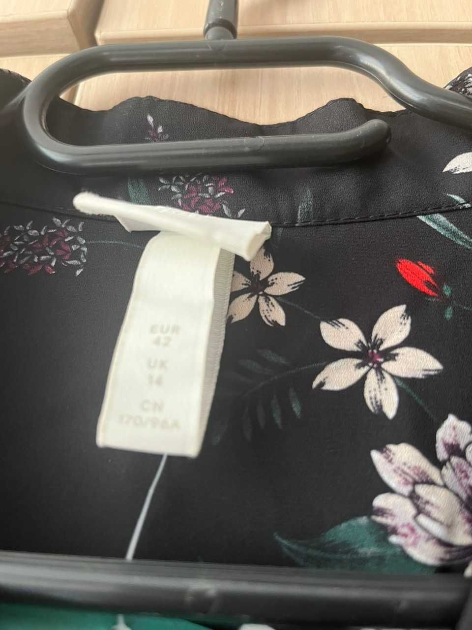 Дамска риза на H&M