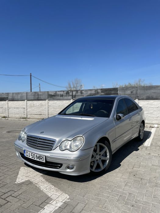 Mercedes C - Class w203 320cdi v6 7g-tronic
