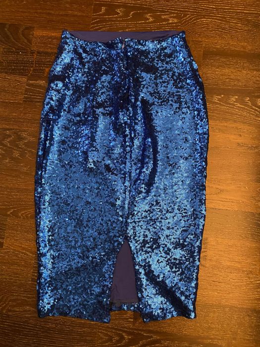 Fusta superba cu paiete