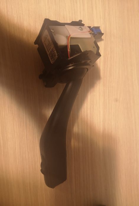 Vand Maneta de Semnalizare si de Stergator Seat Leon 2006