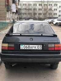 Volkswagen Passat 1990 г. Машина Автомобиль