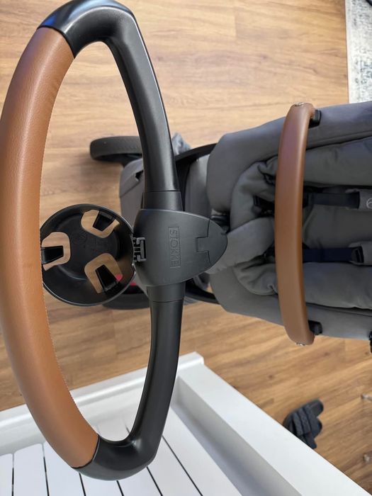 Vând căruț Strokke Original