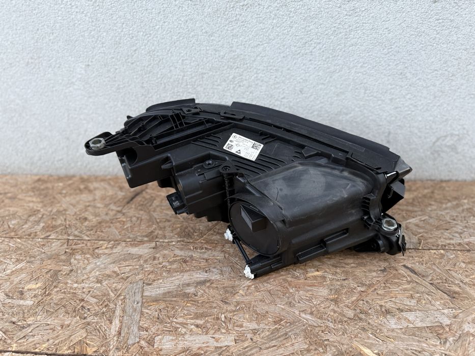 Far stanga Mercedes E Class W213 LED Hight Performance Original Europa