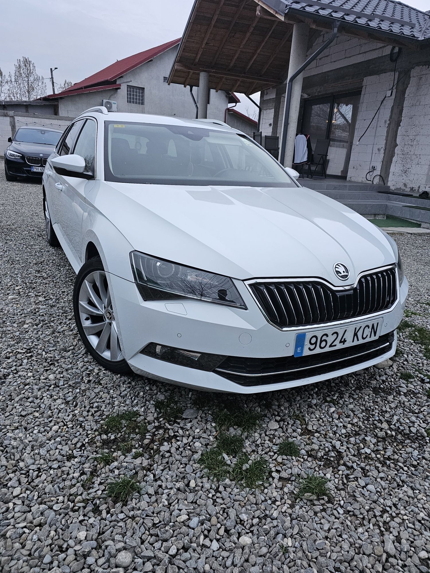 Vand Skoda Superb 2.0 Tdi