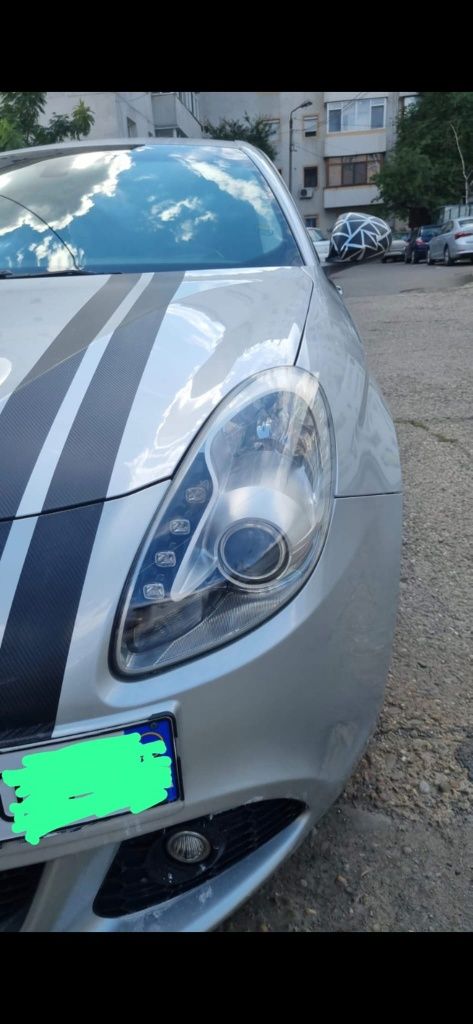 Vând alfa Romeo giulieta