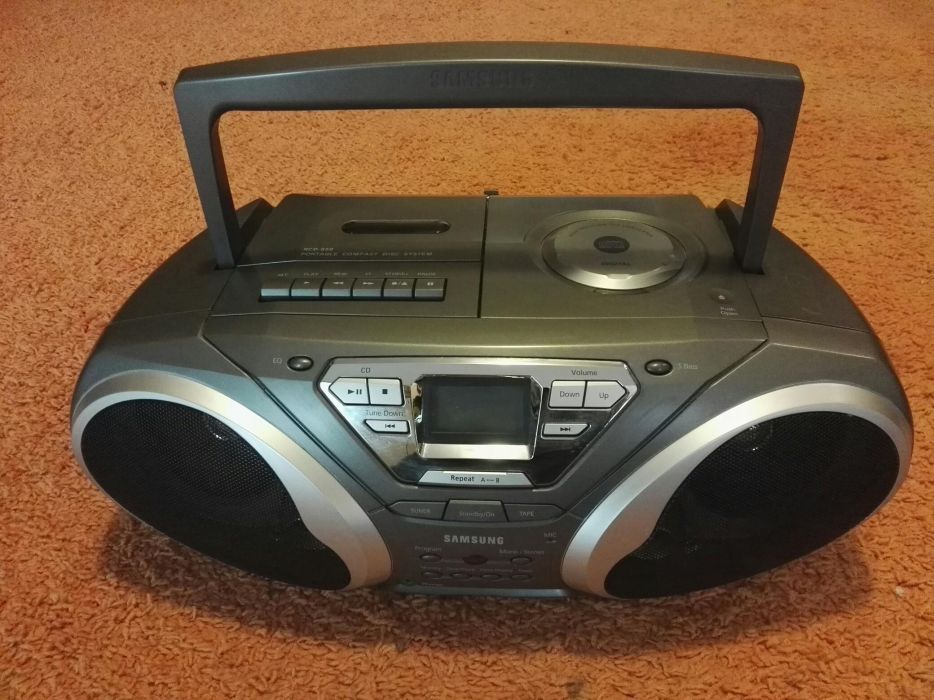 Радио+диск SAMSUNG + касета