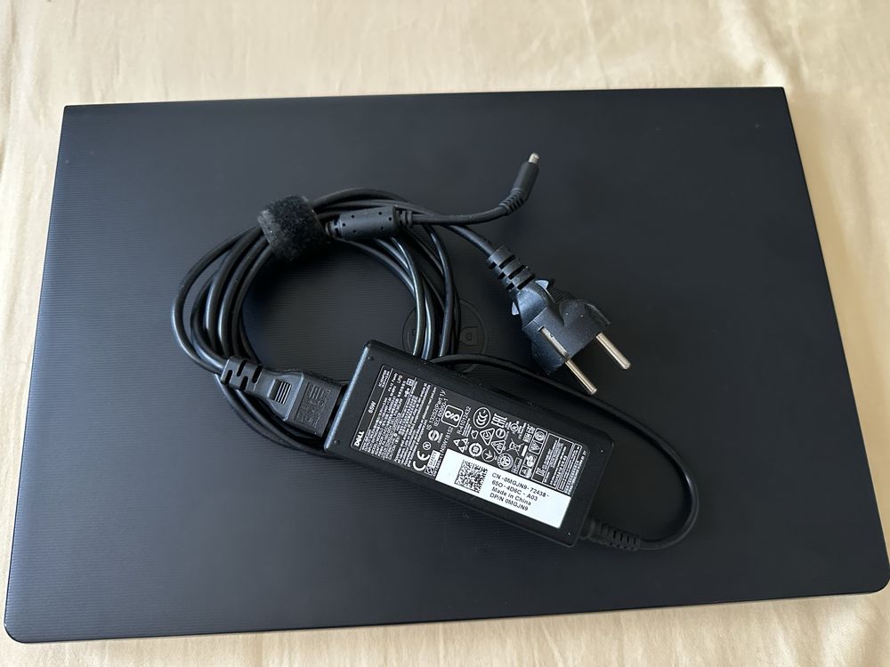 Dell Vostro 3559