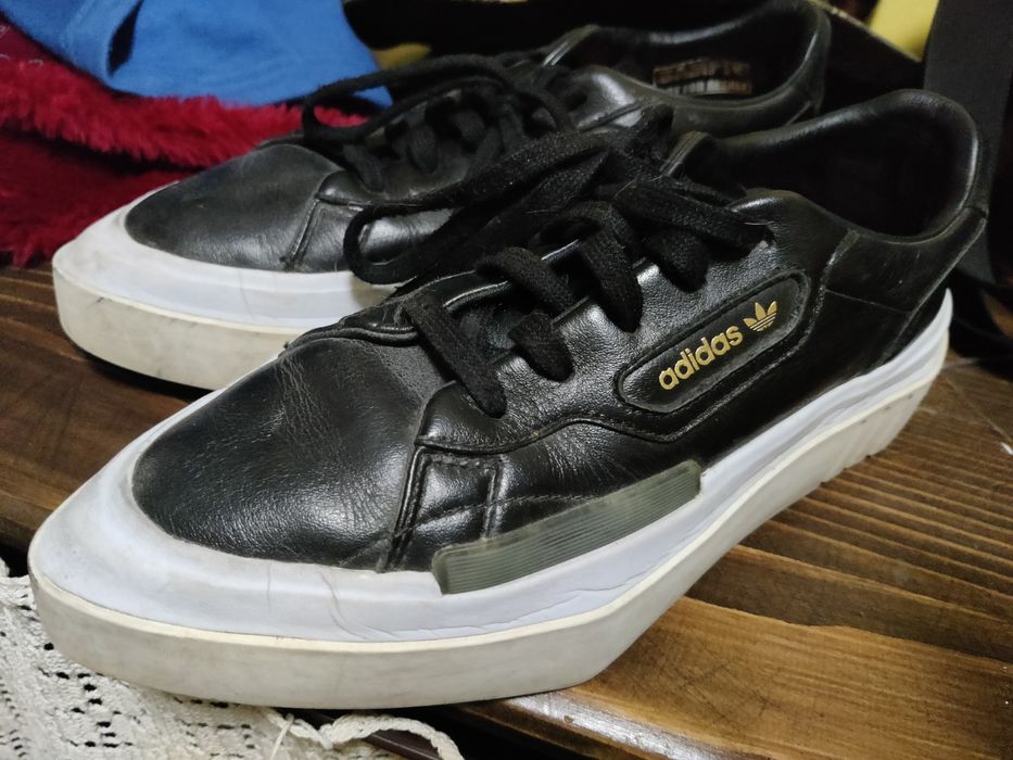 Оригинални маратонки Adidas