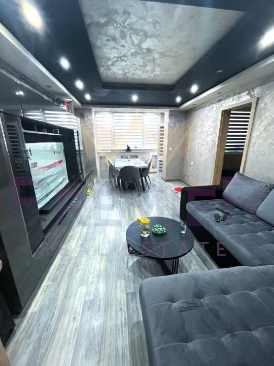 Продава се Тристаен апартамент в София, Люлин 4 - 81 кв.м за 2223 €/кв.м - Снимка #1
