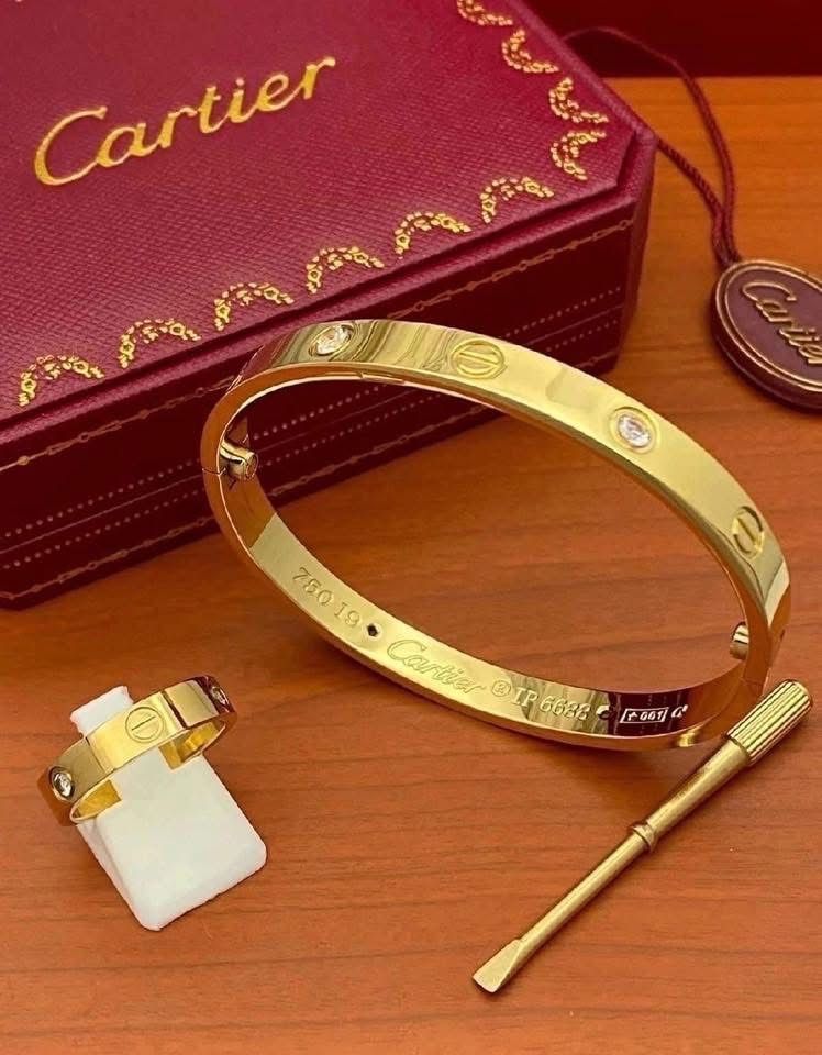 Brățară, inel Cartier Love