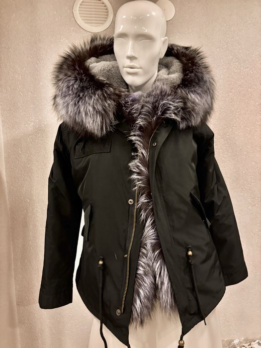 Geaca parka neagra cu blana naturala