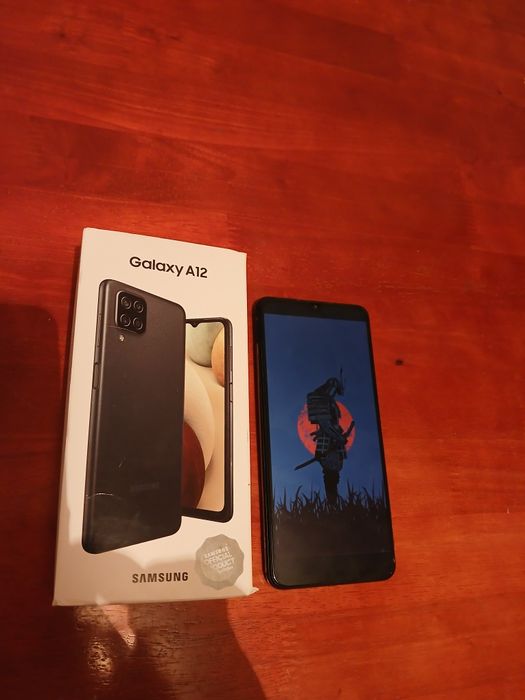 Samsung Galaxy A12 4/128 в хорошем состоянии