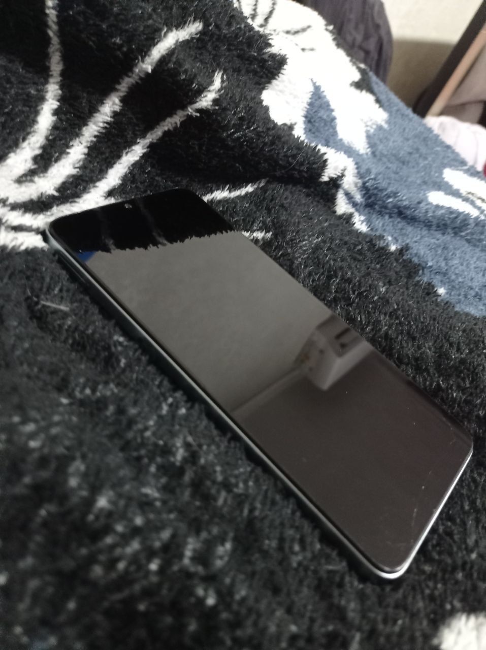 Redmi C13 8+4 256 GB