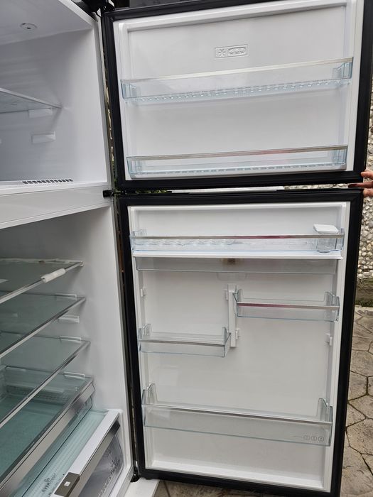 Frigider Beko 630L Neo Frost Dual Cooling