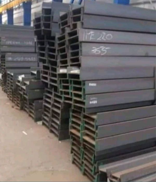 vând structură metalică redusă la preț 40%