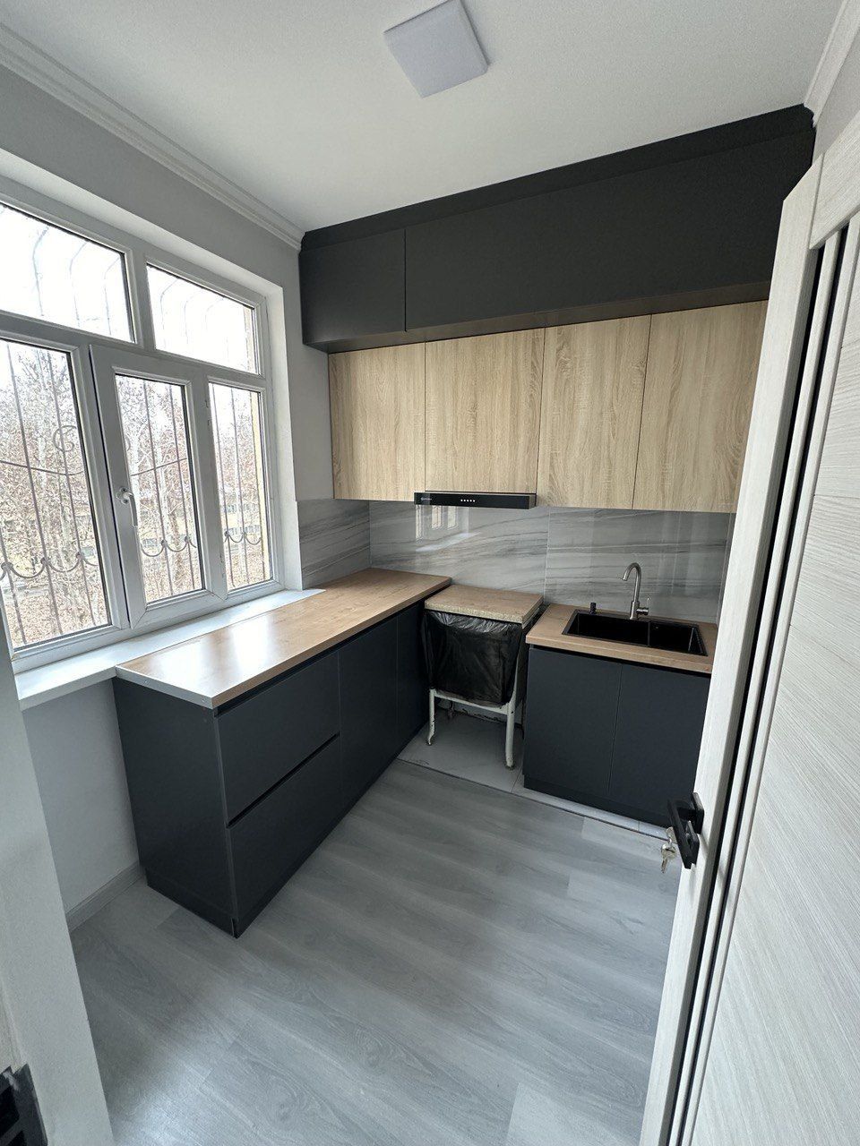 #РАЗДЕЛКА, 50м², Чиланзар 19 Квартал, 2в3, Продаётся Квартира