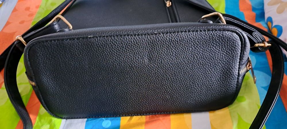 Ghiozdan rucsac Guess