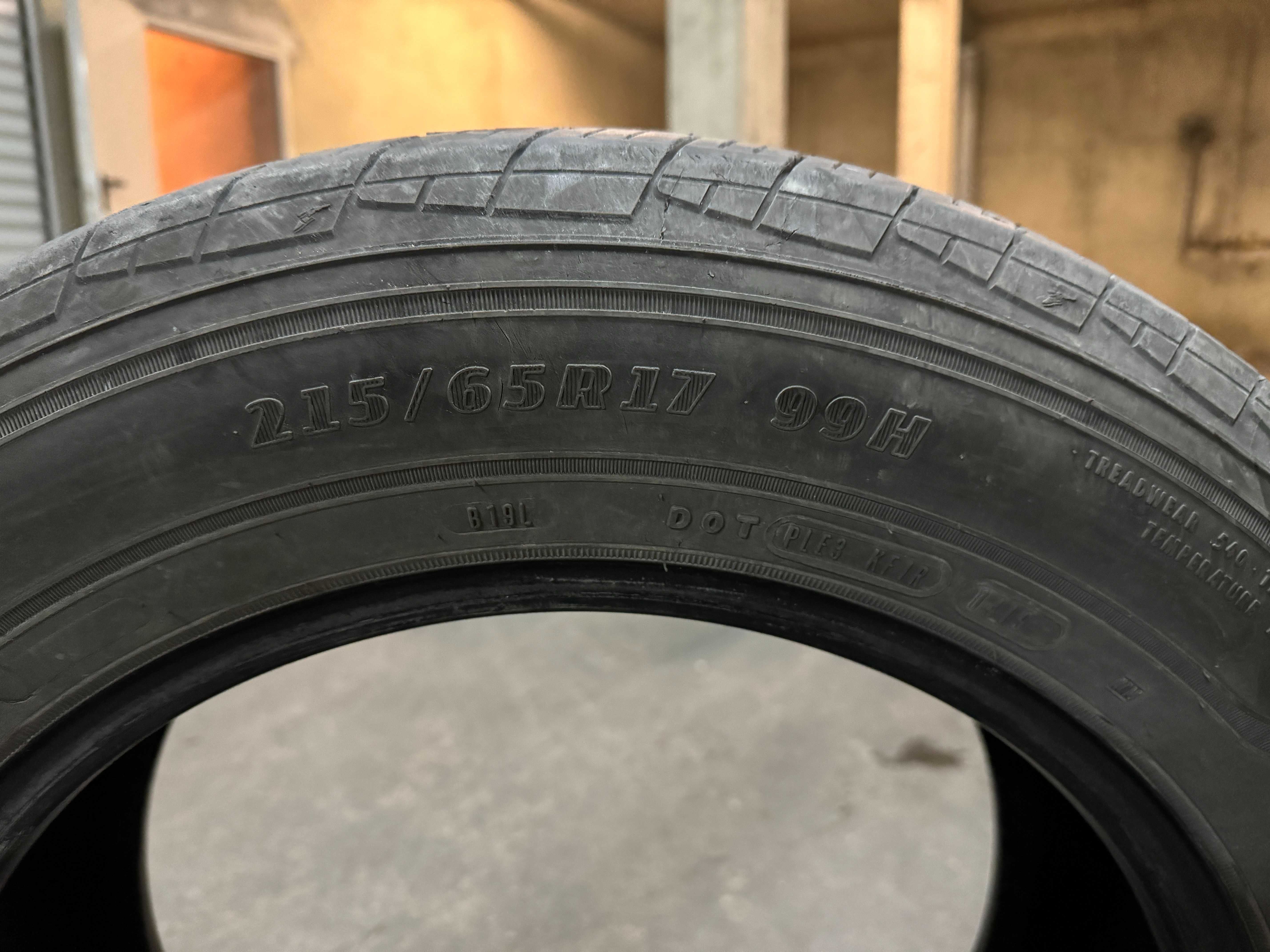 Всесезонни гуми Goodyear 215/65 R17, 4 броя, за SUV или джип