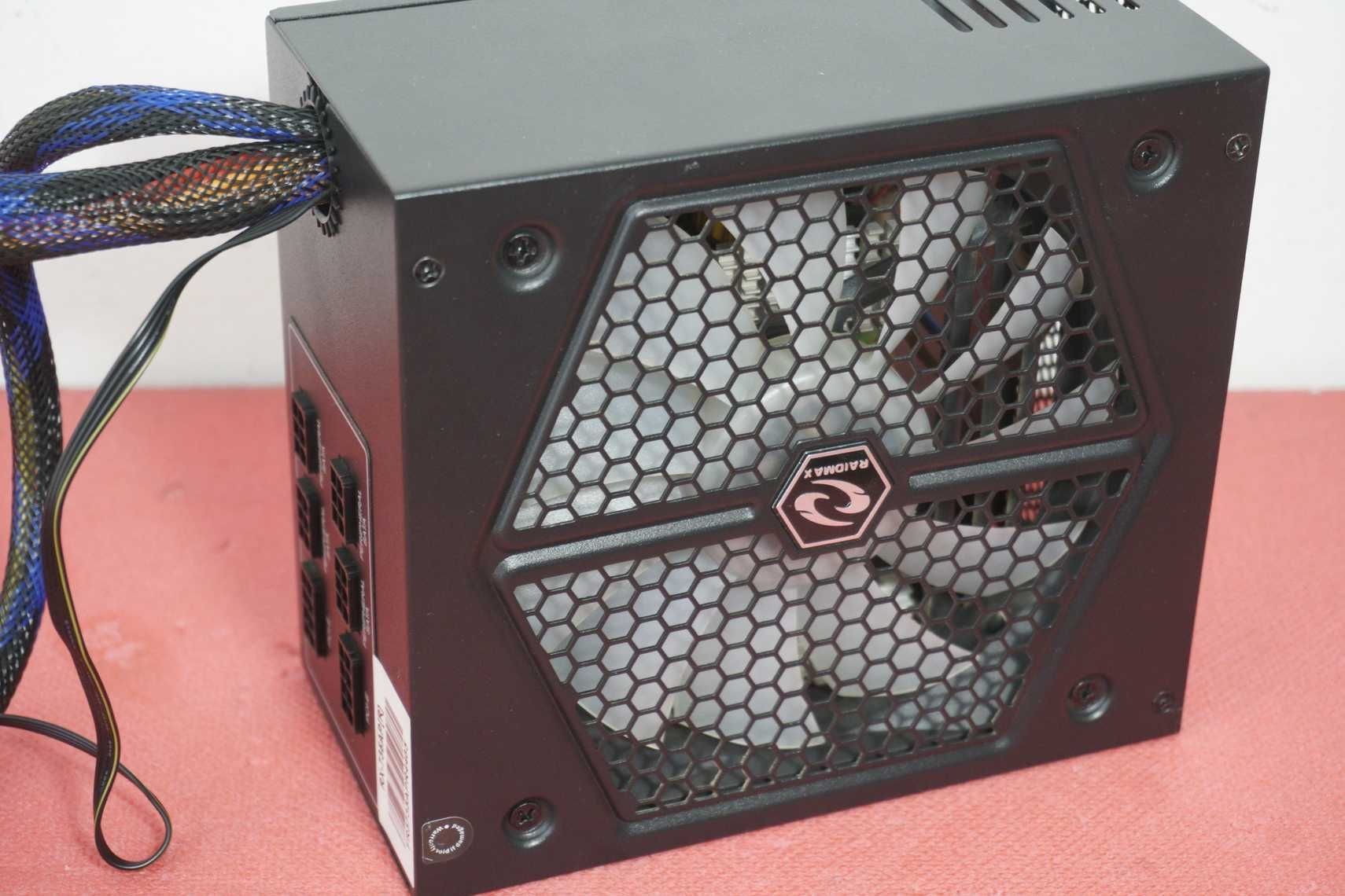 Захранване за компютър PSU 735W Raidmax Thunder RGB / Вкл.ДДС