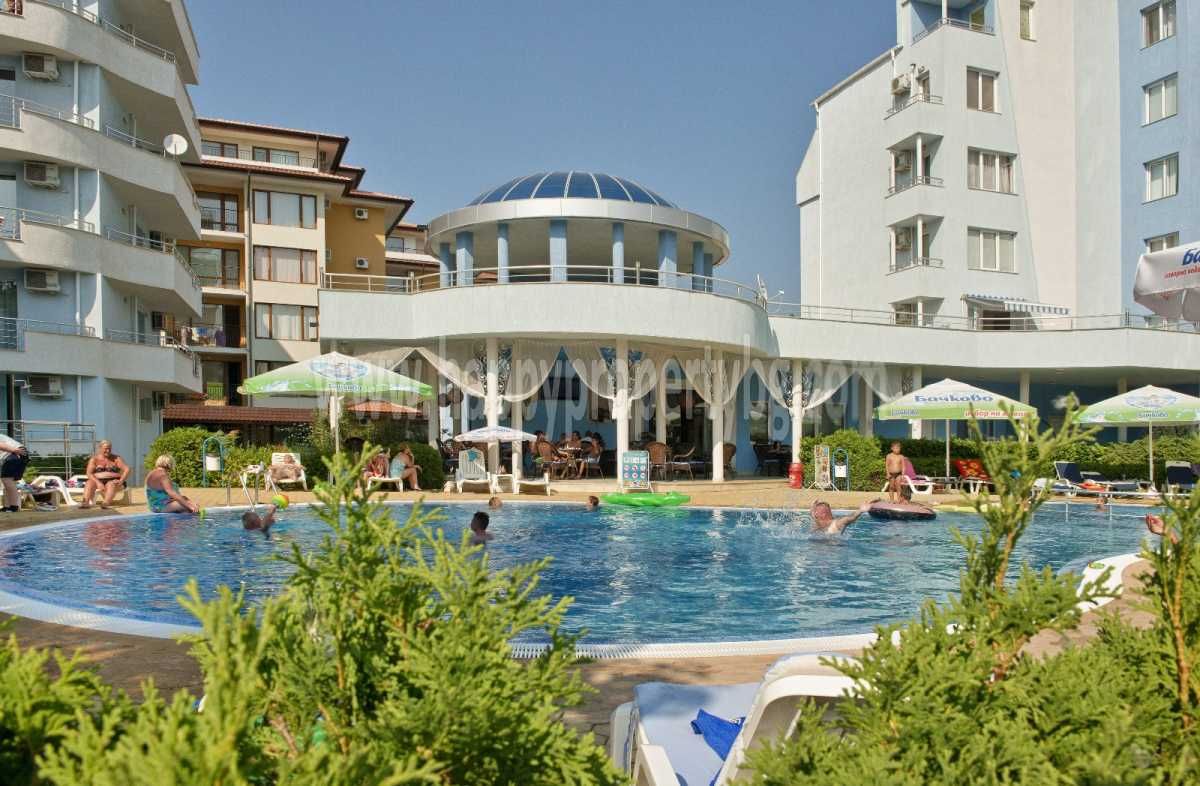 Продава се Двустаен апартамент в к.к. Слънчев бряг - 65 кв.м за 985 €/кв.м - Снимка #9
