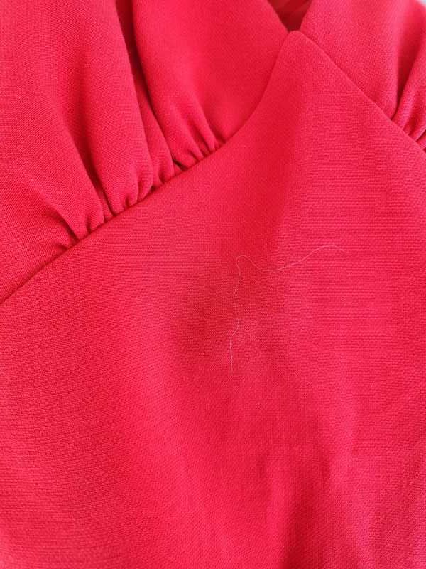 Rochie bodycon rosie cu peplum XS