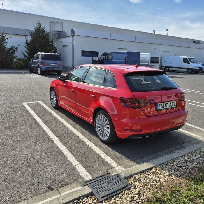 Audi A3 hybrid 204 cp PHEV