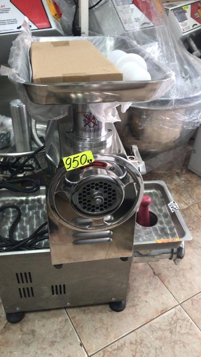 Masina tocat carne 120kg /h