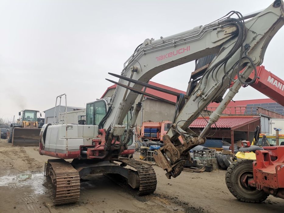 Dezmembrez Excavator Takeuchi TB 1140 An 2008